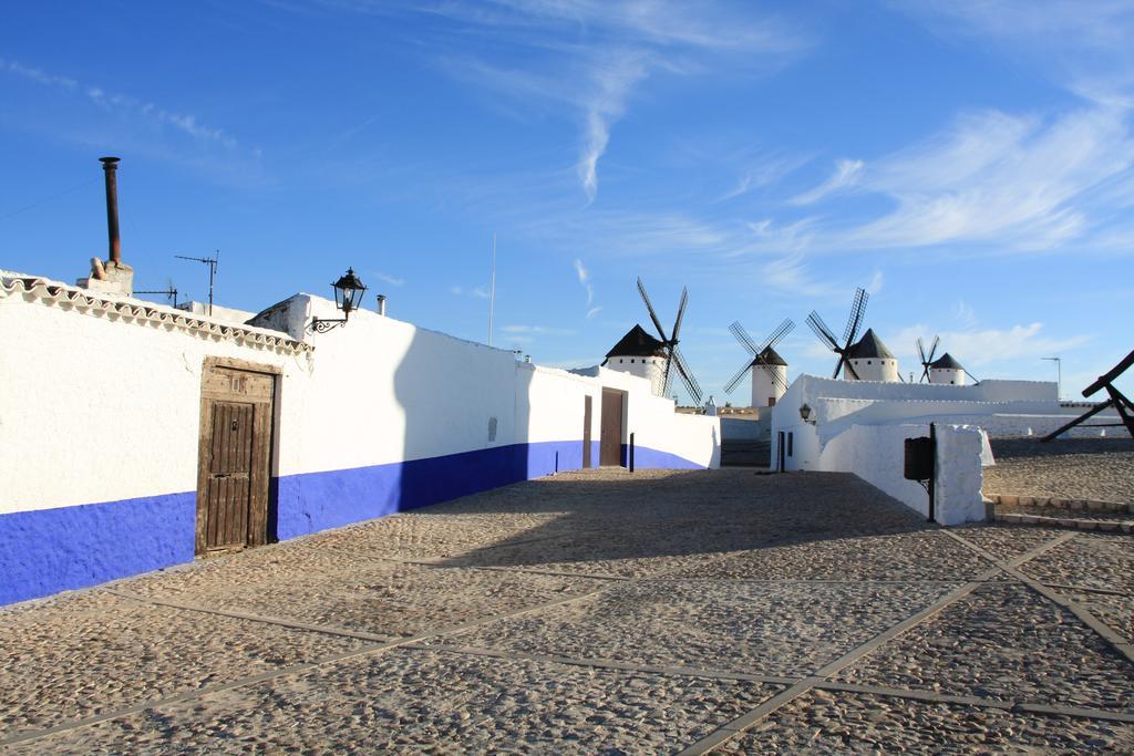 La Casa El Yelmo De Mambrino Guest House Campo De Criptana Exterior photo